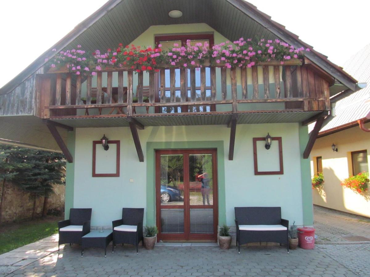A+S Penzion Podzamok Spisské Podhradie Exterior foto