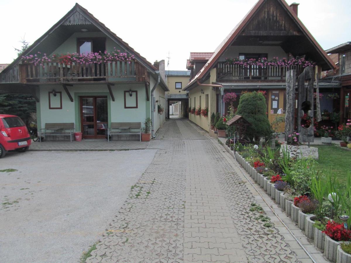 A+S Penzion Podzamok Spisské Podhradie Exterior foto